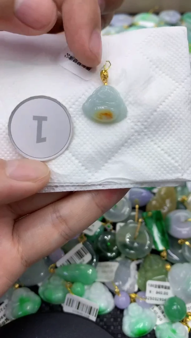 颈饰未镶嵌翡翠天然缅甸翡翠A货