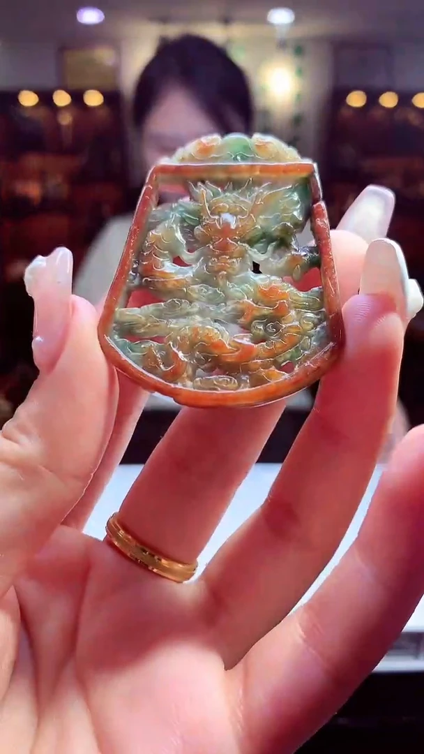 翡翠未镶嵌颈饰天然翡翠(拍一发一）