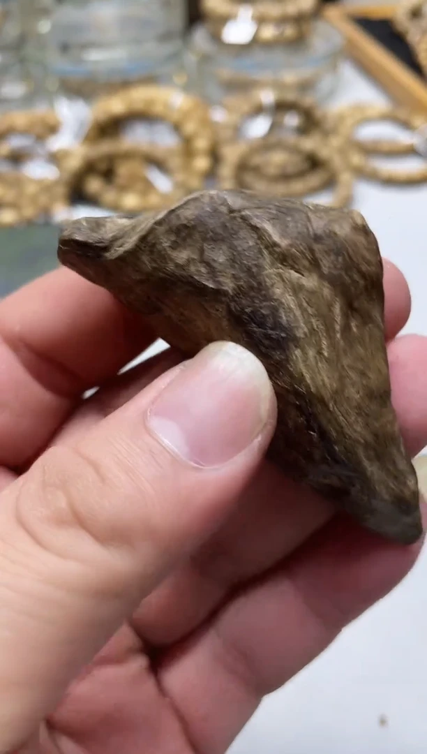 【闪购商品】沉香吊坠泰国随型吊坠多样性发其一