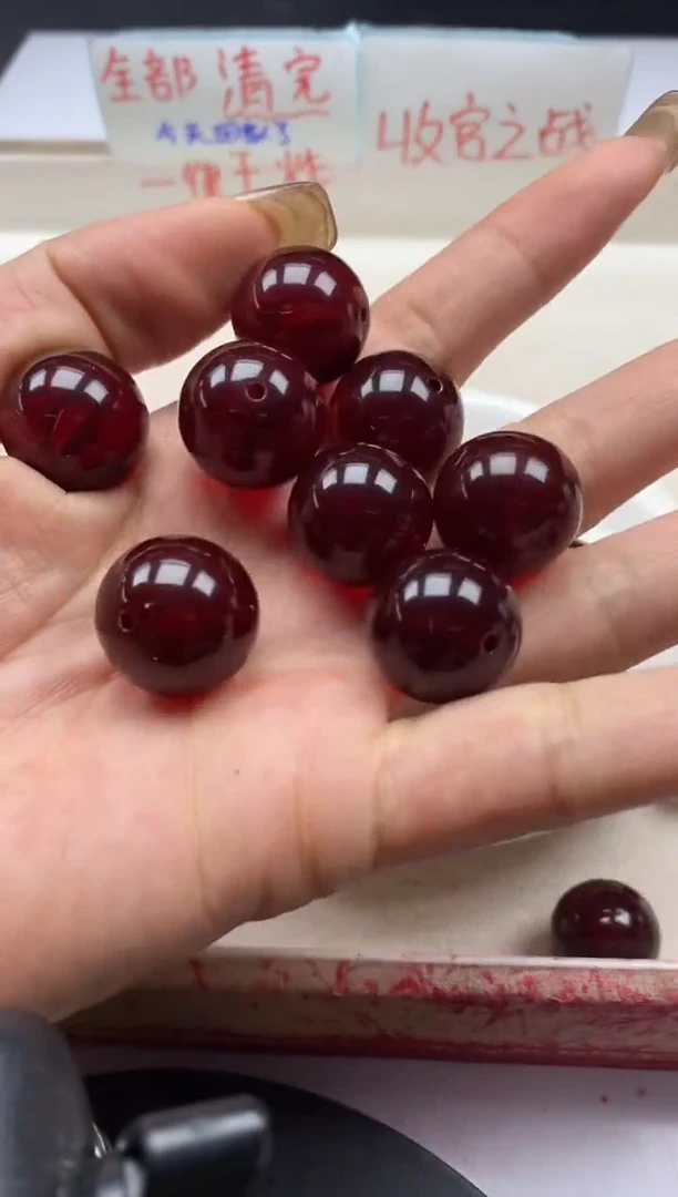 【闪购商品】蜜蜡颈饰未镶嵌w2089血*珀蜜蜡18mm*2颗