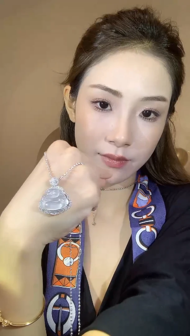 吊坠(不含链)18K金镶嵌翡翠A69