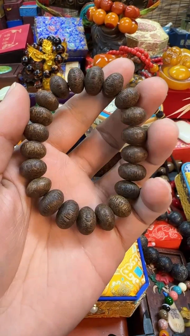 【闪购商品】滴血莲花菩提吊坠扎西当天订单当天直发如图所示