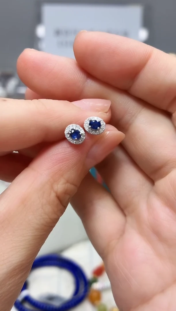 耳饰蓝宝石银S925镶嵌113BJ1213产品一个（多样性）