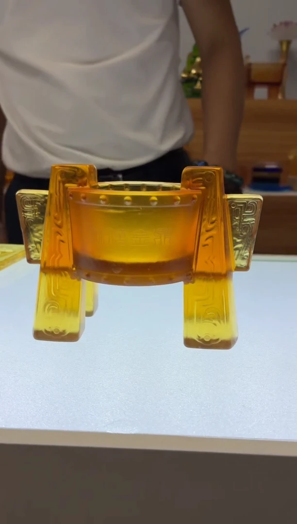 琉璃手工艺品15.5*11公分诚信金鼎