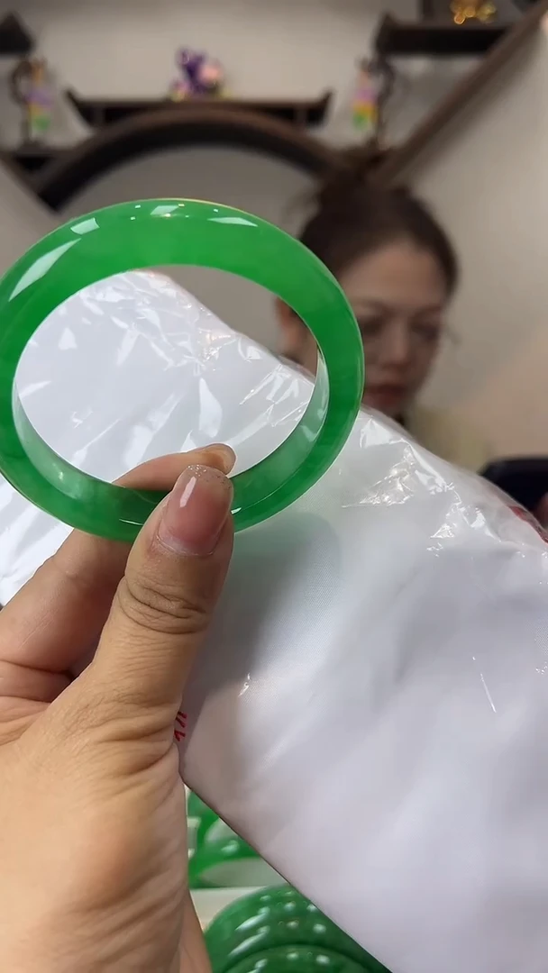 【闪购商品】砖雕a17 圈口59..5 独货手镯