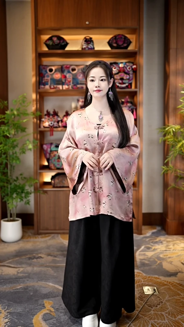 刺绣太***亮私人定制苗族手工衣服A9878