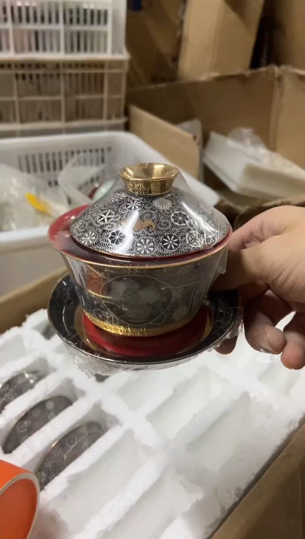 无运费险有瑕疵的摄影的产品有使用过的痕迹有点脏介意勿拍