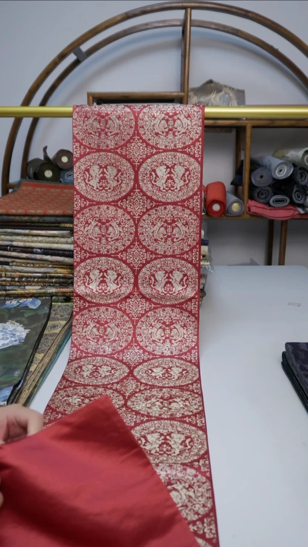 织绣8龙狮子龙狮子