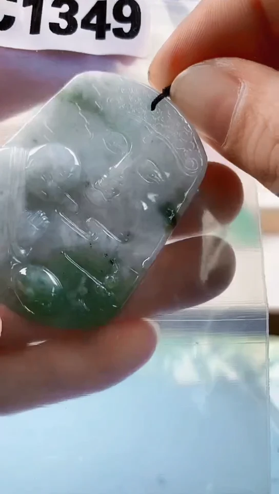 翡翠未镶嵌颈饰天然翡翠吊坠挂件