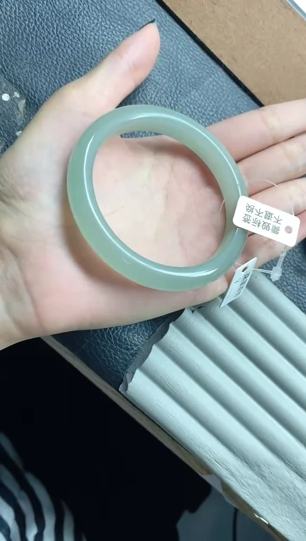 石英质玉手镯未镶嵌006-56