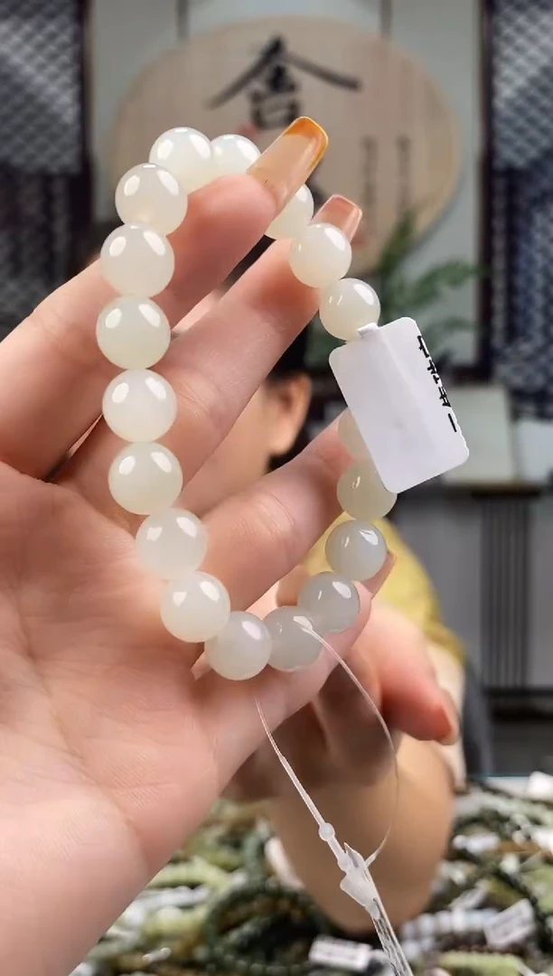 和田玉未镶嵌颈饰拍一发一