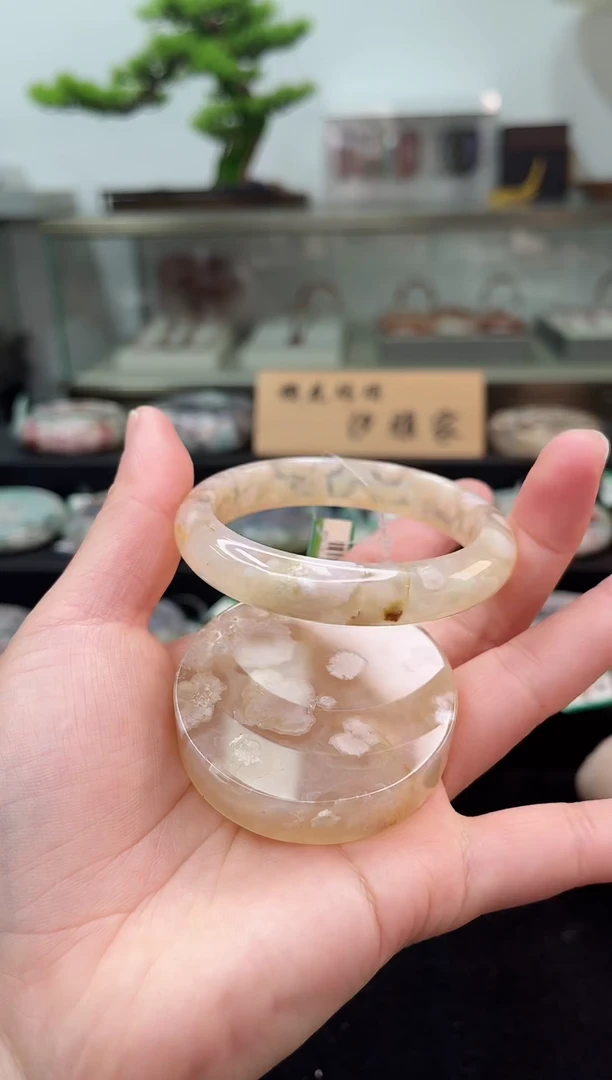 未镶嵌手镯石英质玉55圈口(赠品镯心)6886578