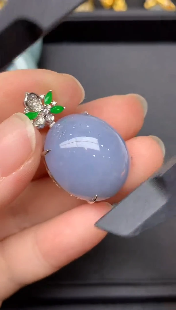 颈饰18K金镶嵌翡翠411-雪姐翡翠天天见