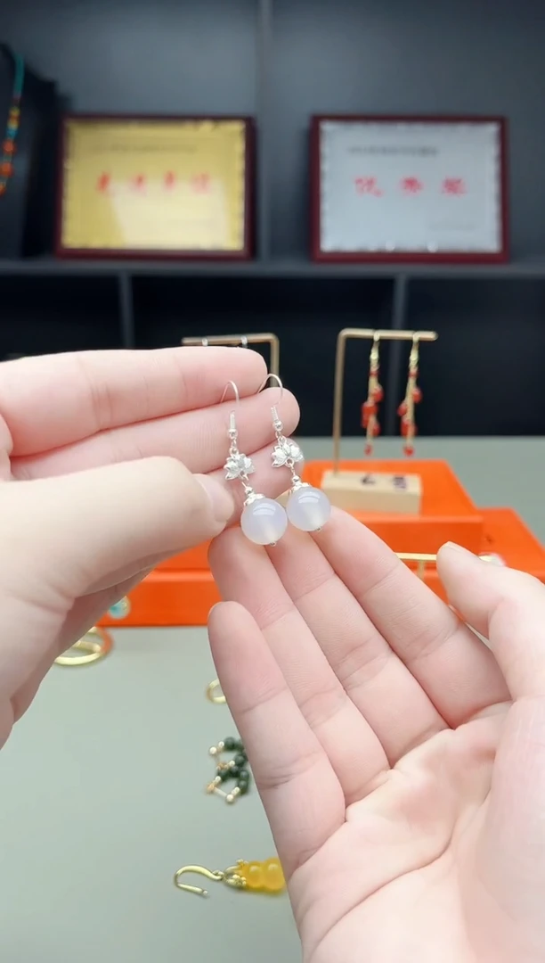 未镶嵌耳钉玛瑙/玉髓116