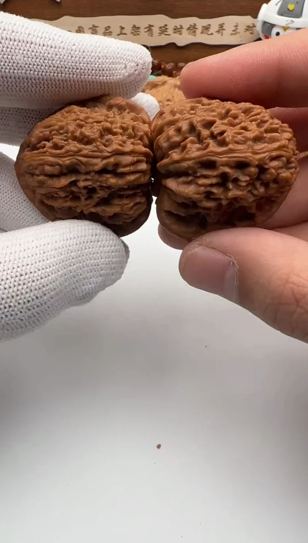 【闪购商品】文玩核桃把件核桃一对