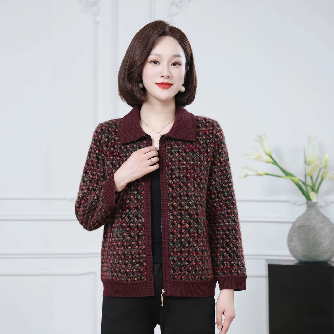 加绒加厚妈妈装秋冬外套洋气中老年人女母亲衣服冬装新款上衣