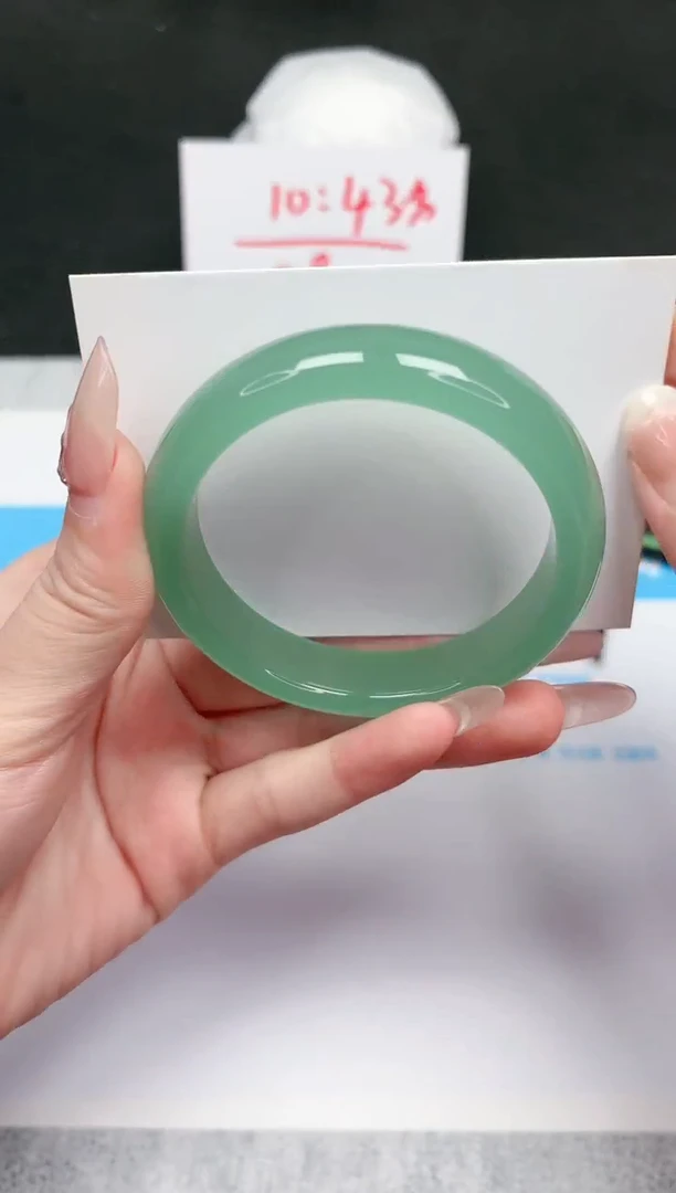 【闪购商品】石英质玉手镯未镶嵌721-54