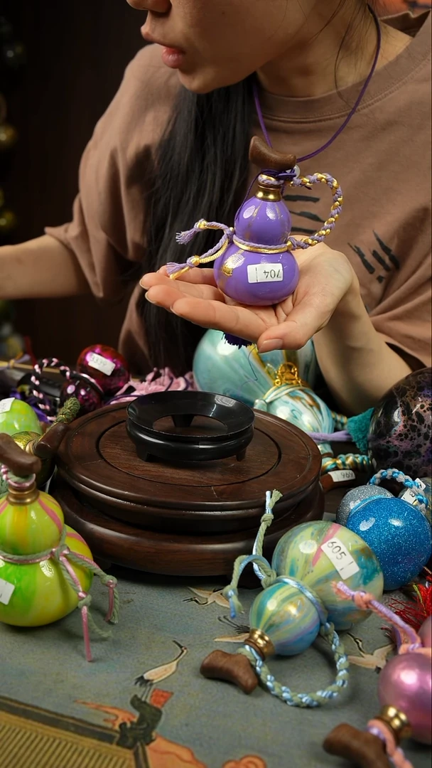 704号漂漆30ml开口小葫芦
