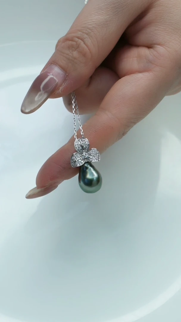 【闪购商品】海水珍珠颈饰银S925镶嵌大溪地花瓶吊坠