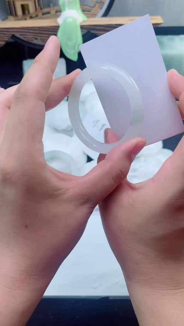 石英质玉手镯未镶嵌37