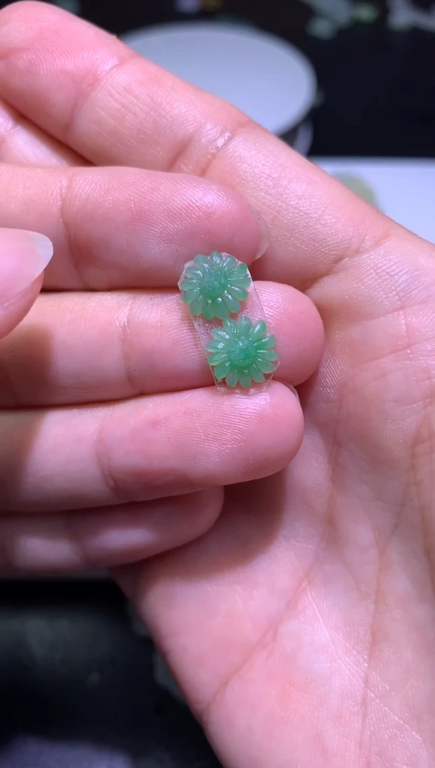 定制翡翠未镶嵌毛货