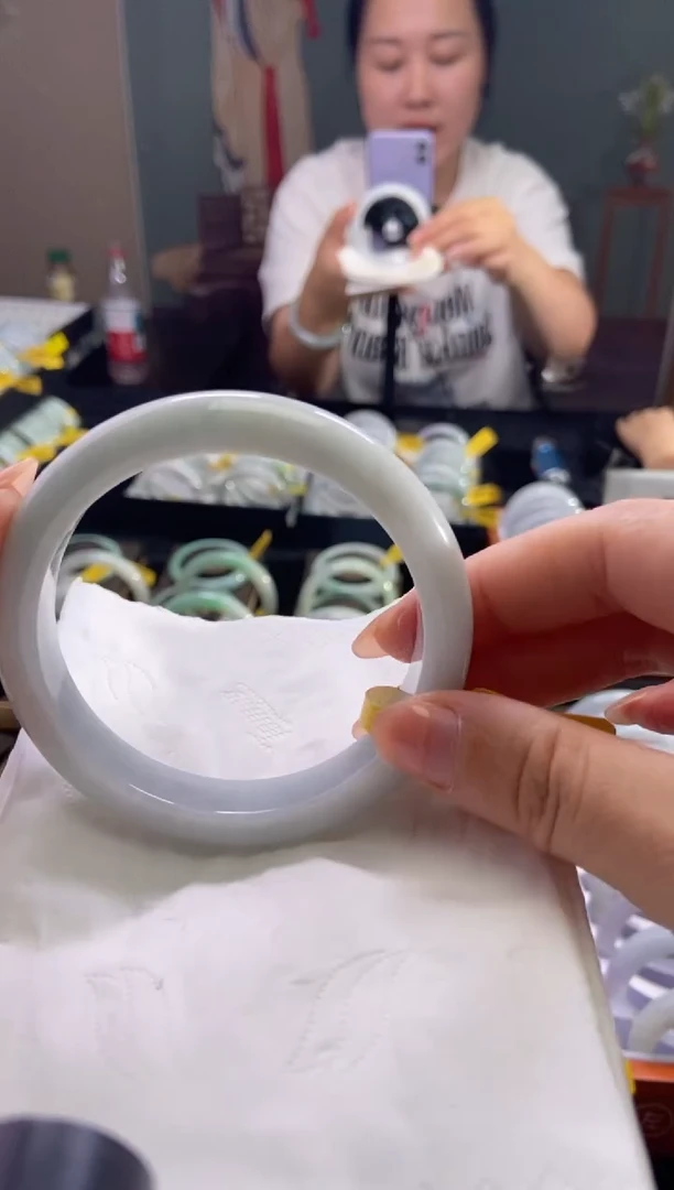 未镶嵌手镯翡翠62 63圈口d