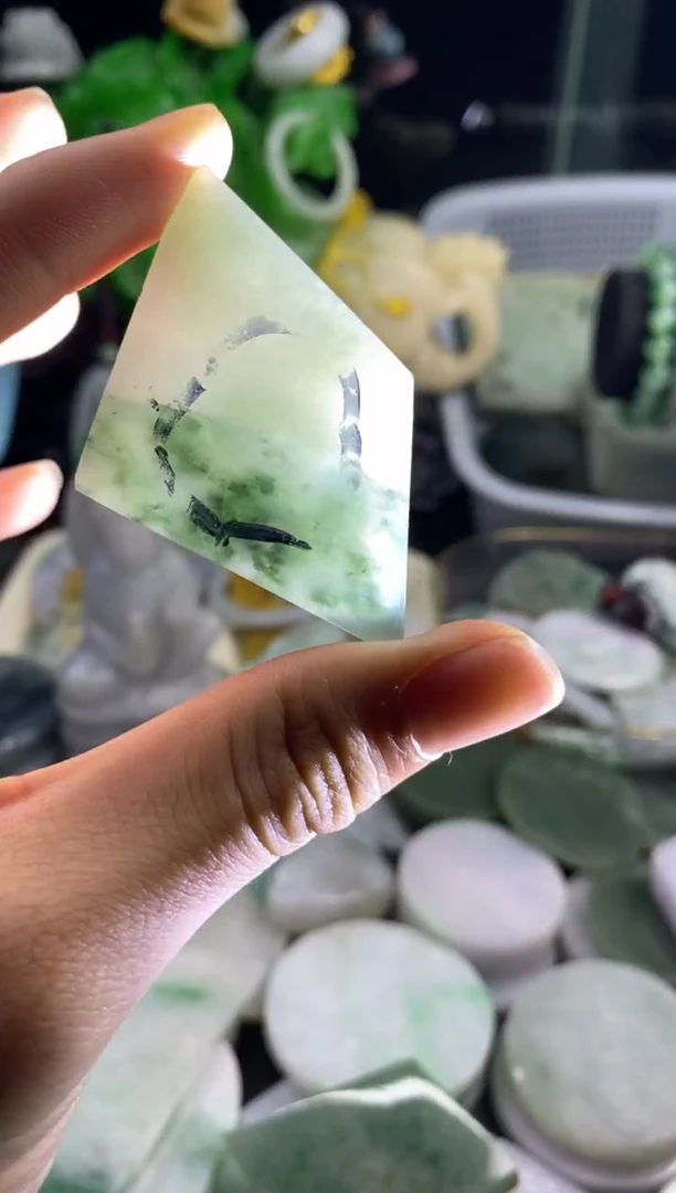 未镶嵌定制翡翠A或翡翠包工佛公