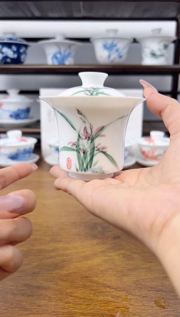 130ccc超薄胎绿兰花盖碗