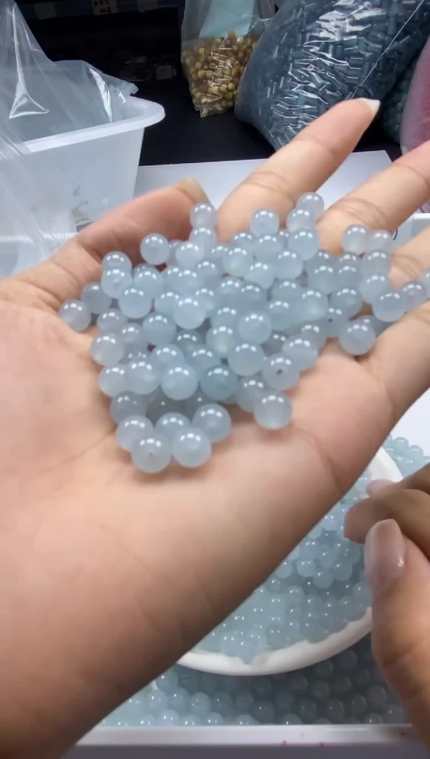 玛瑙/玉髓颈饰未镶嵌w792冰川蓝玛瑙6mm*50颗