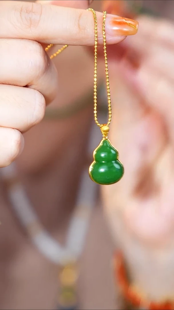 颈饰银S925镶嵌和田玉葫芦吊坠 不含链