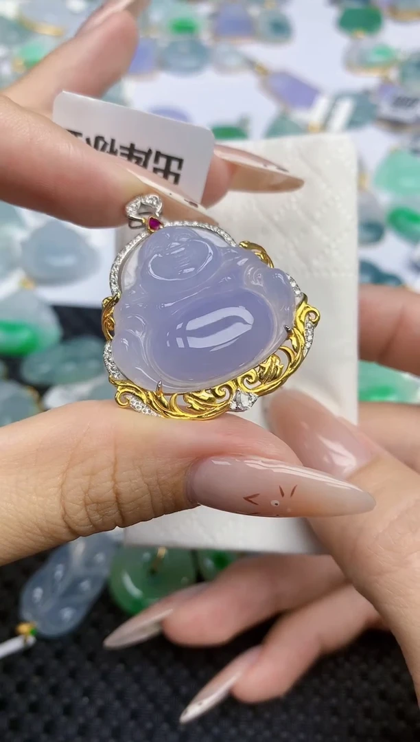 翡翠18K金镶嵌颈饰300    天然翡翠A货