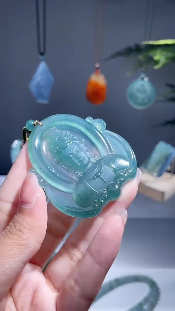 颈饰未镶嵌翡翠观音
