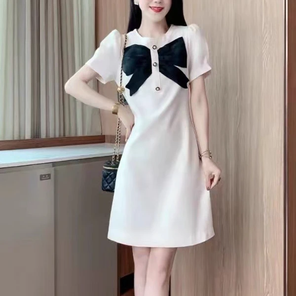 以直播间主播上身为准.纯色长裙蝴蝶夏季法式拉链连衣裙