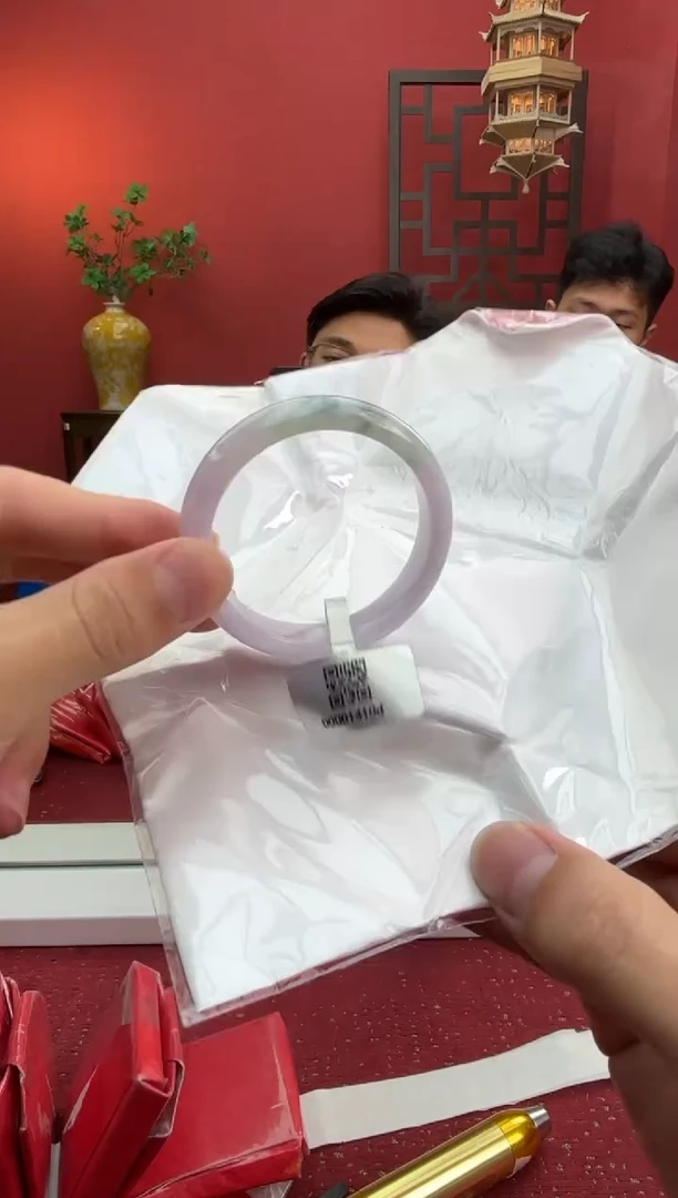 翡翠手镯未镶嵌10手镯