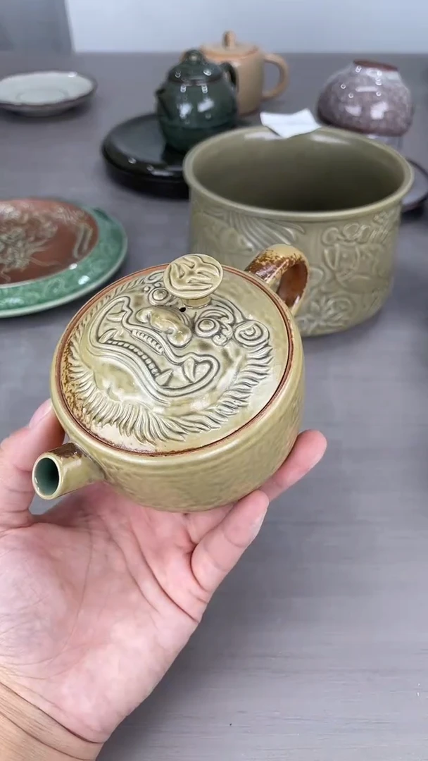 青瓷原产地仓储福利价