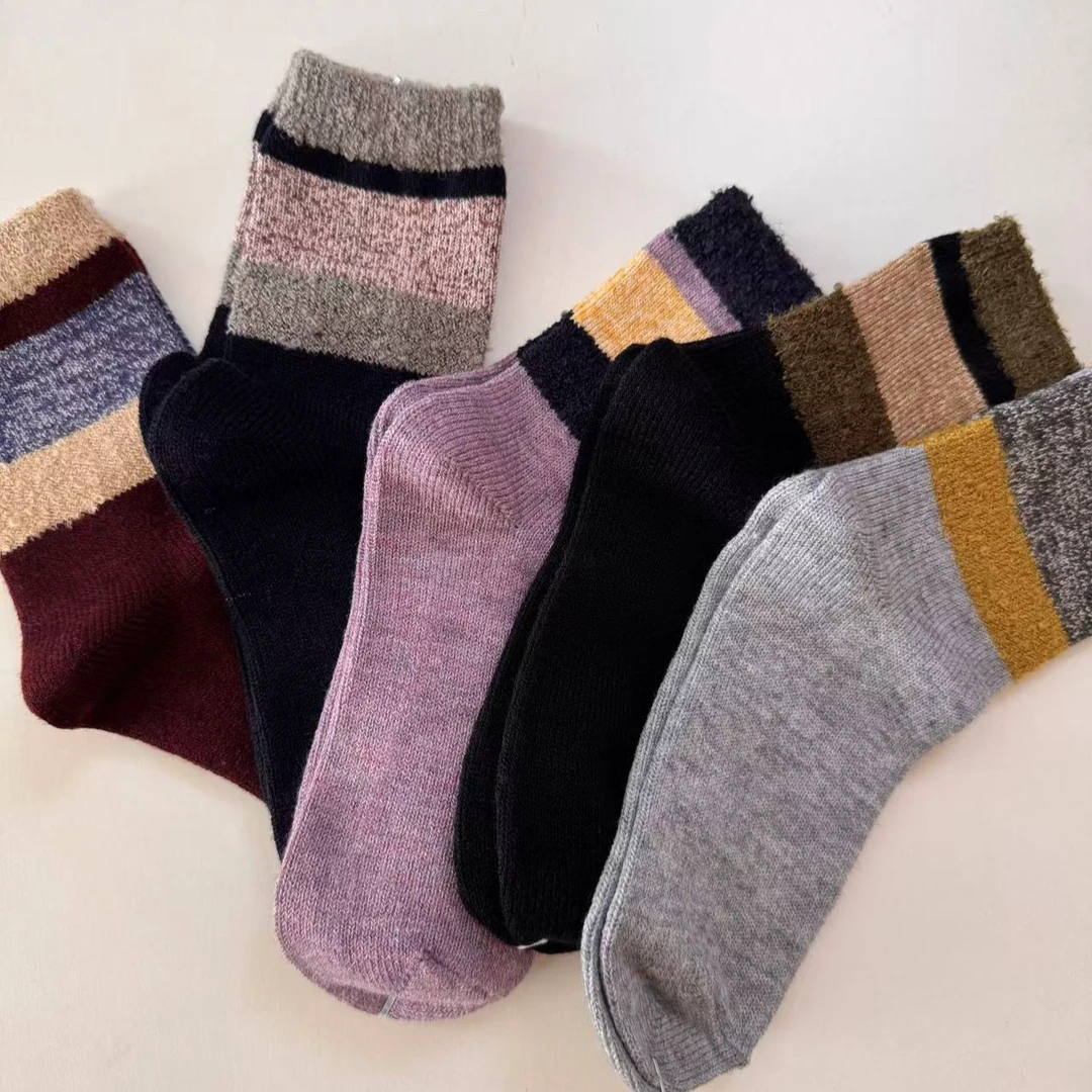 四季款中短筒羊毛袜 条纹拼接撞色款 时髦洋气 XG050