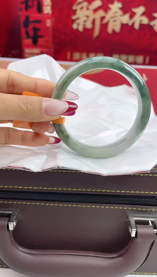 【闪购商品】翡翠手镯未镶嵌63翡翠手镯（微瑕）8