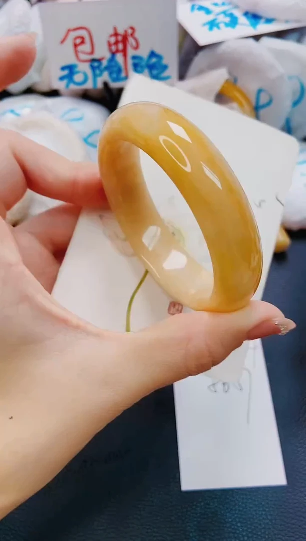 石英质玉手镯未镶嵌H104-56-57