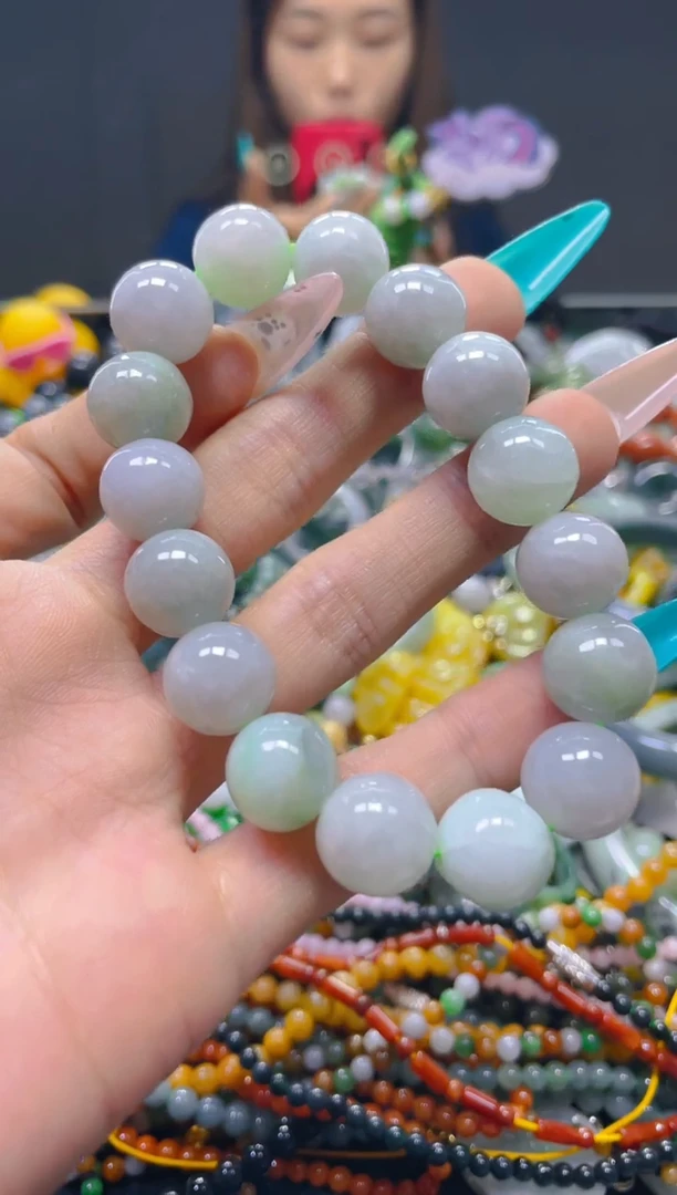 翡翠未镶嵌颈饰13MM/Y/翡翠A货，一件也是批发价