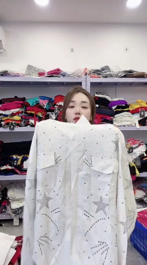 闪电购精品女装55L瑕