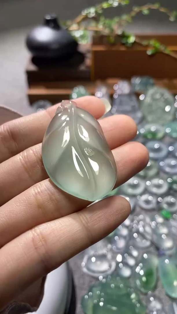 吊坠(不含链)未镶嵌翡翠叶子