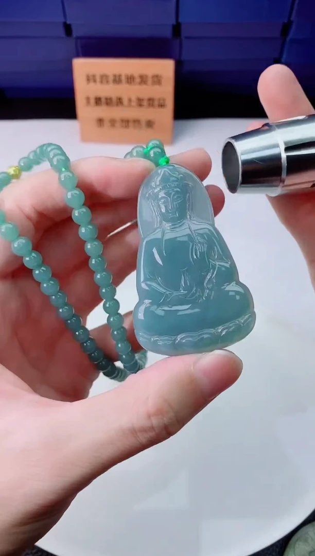 翡翠未镶嵌颈饰111111111