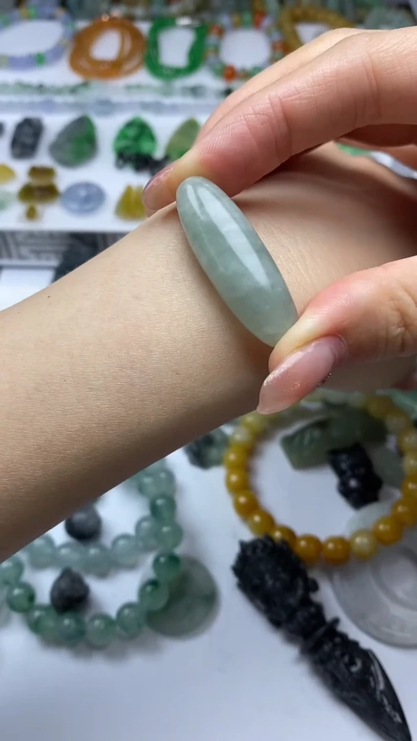未镶嵌定制翡翠毛货定制不退不换