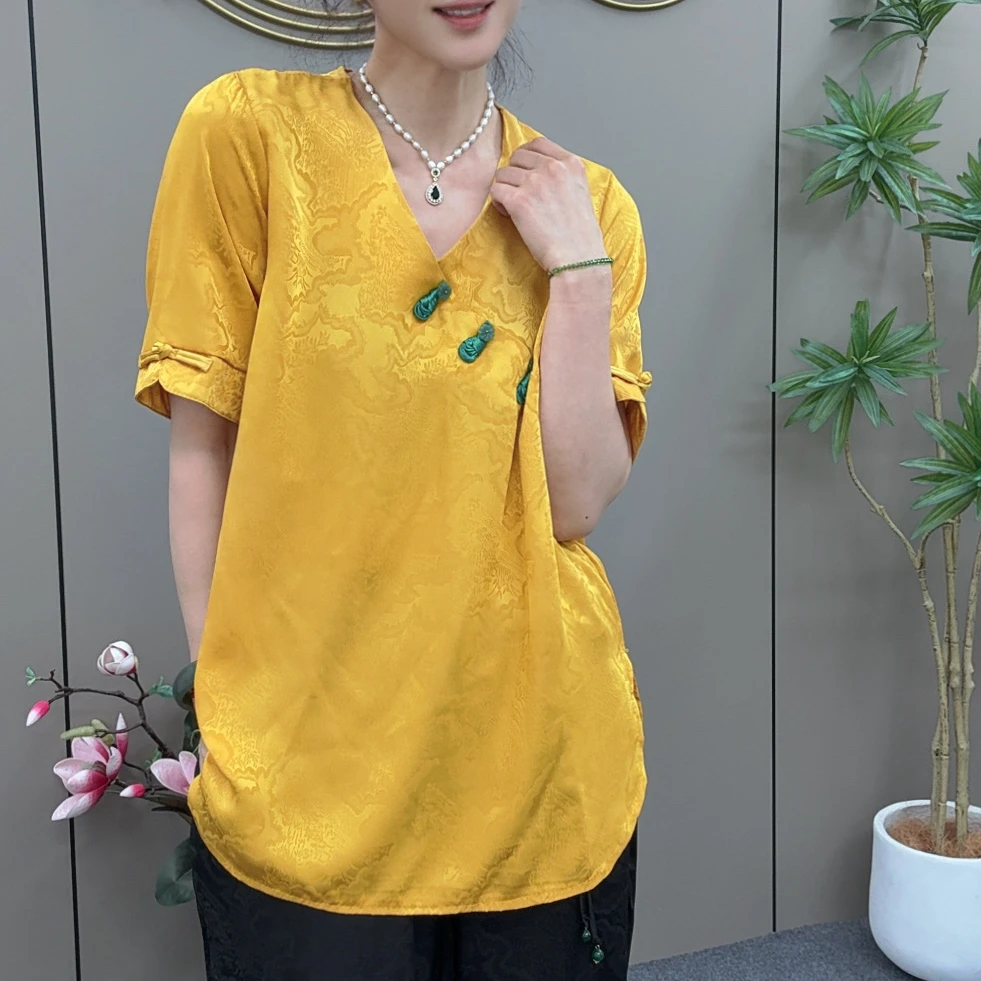 三姐家2025春款新中式提花盘扣V领国风短袖上衣