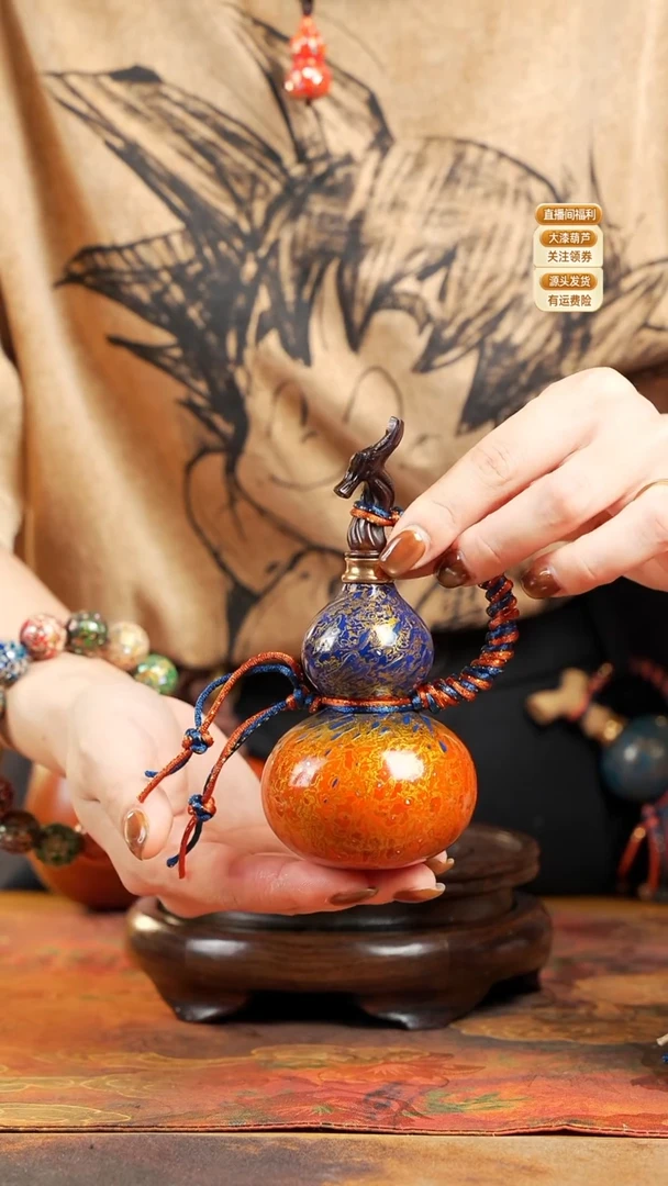 WU096漆艺精致小手捻(开口）