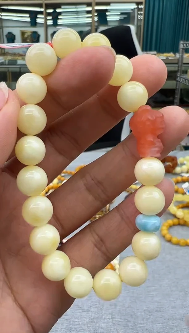 未镶嵌琥珀手链181秒拍号假一罚十