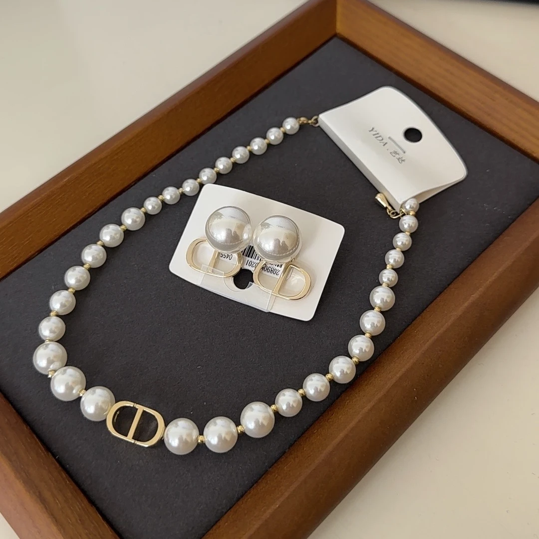 合金仿珍珠吊坠 贝姐同款【LL】轻奢小众时尚气质高级猪鼻子饰品