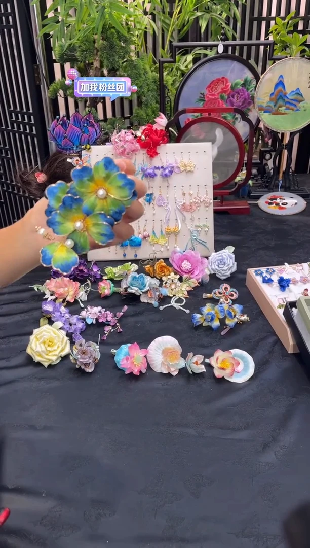 织绣岁**✨非遗苏绣饰品