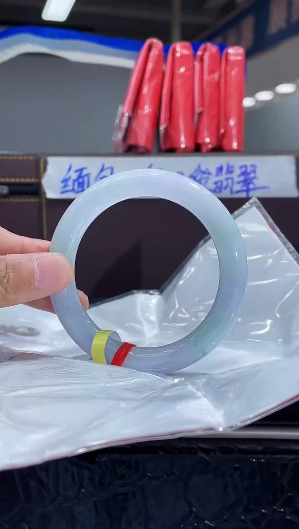 未镶嵌手镯翡翠23