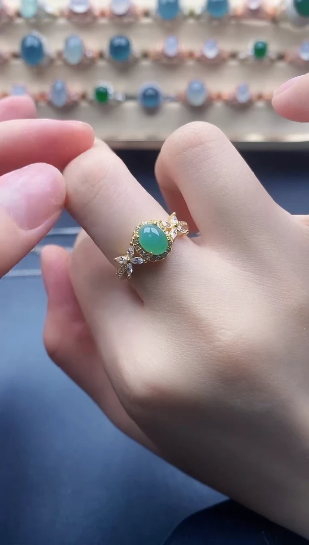 翡翠戒指银S925镶嵌一物一证一礼盒